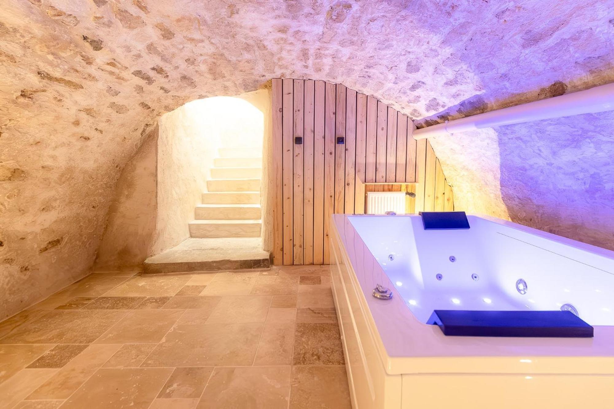 Maison Avec Spa Proche Giverny Vétheuil Dış mekan fotoğraf